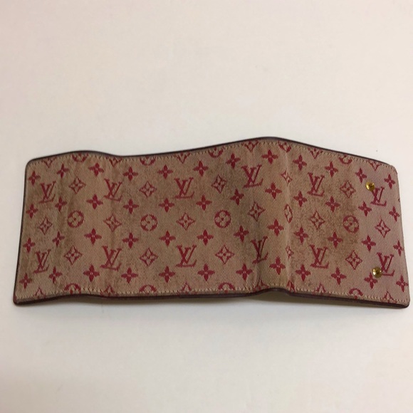Louis Vuitton Pink Min Lin wallet - Picture 16 of 17